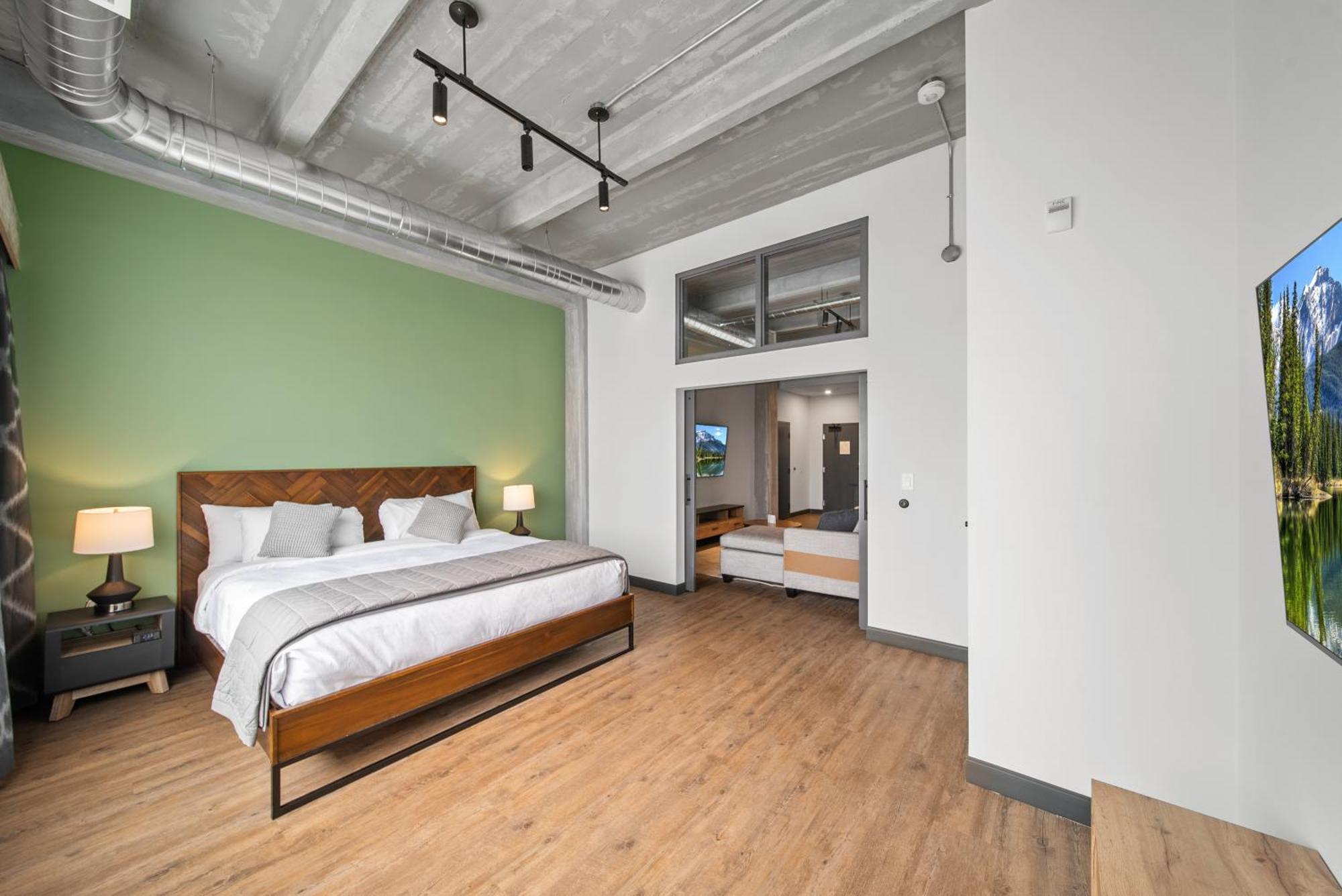 Cannery Lofts Hotel 4*