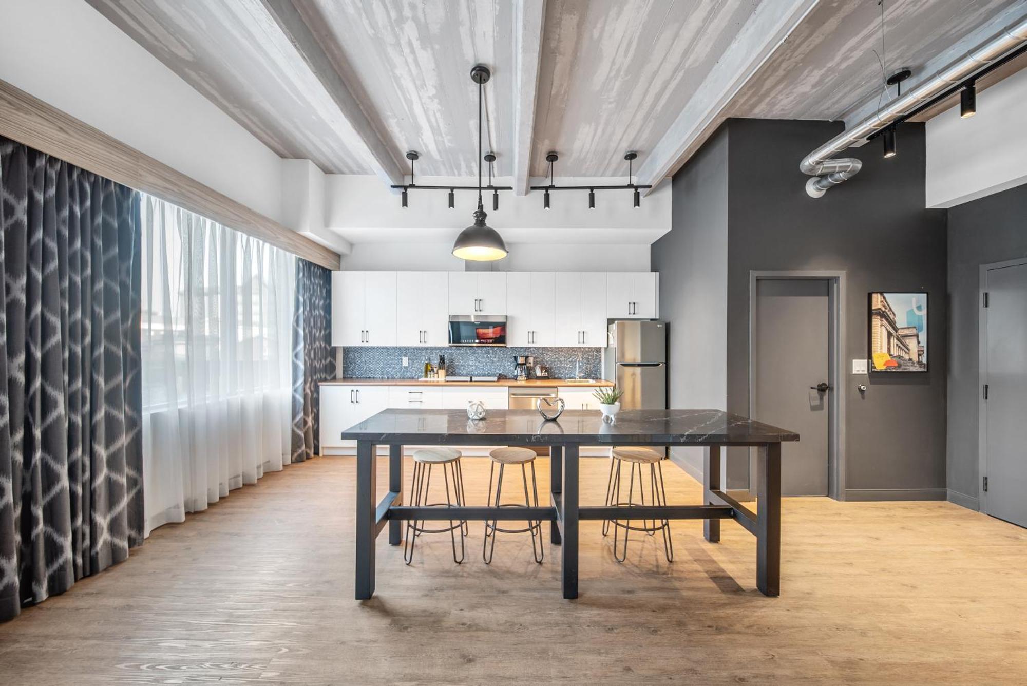 Hotel Cannery Lofts 4*