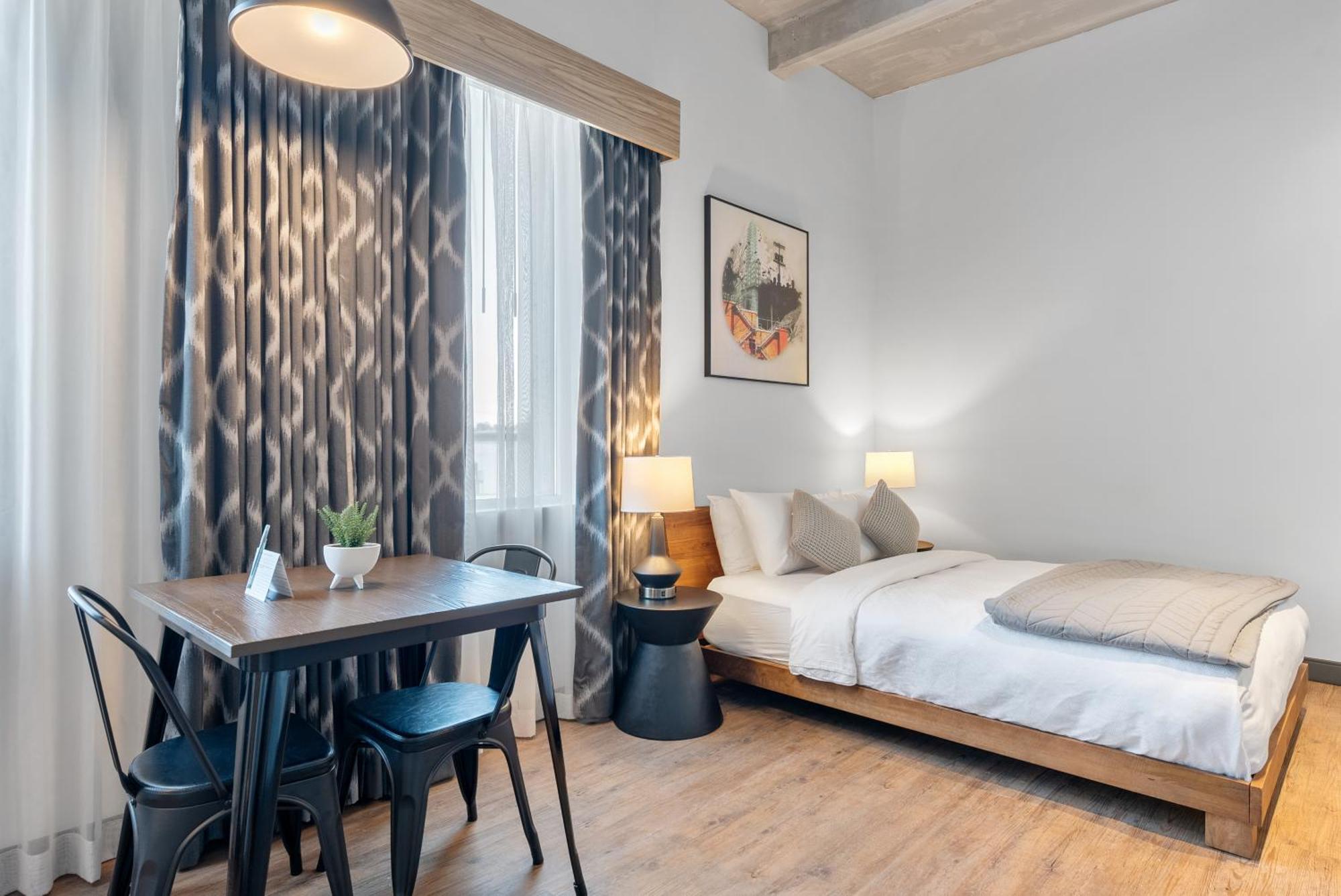 Cannery Lofts Hotel 4*