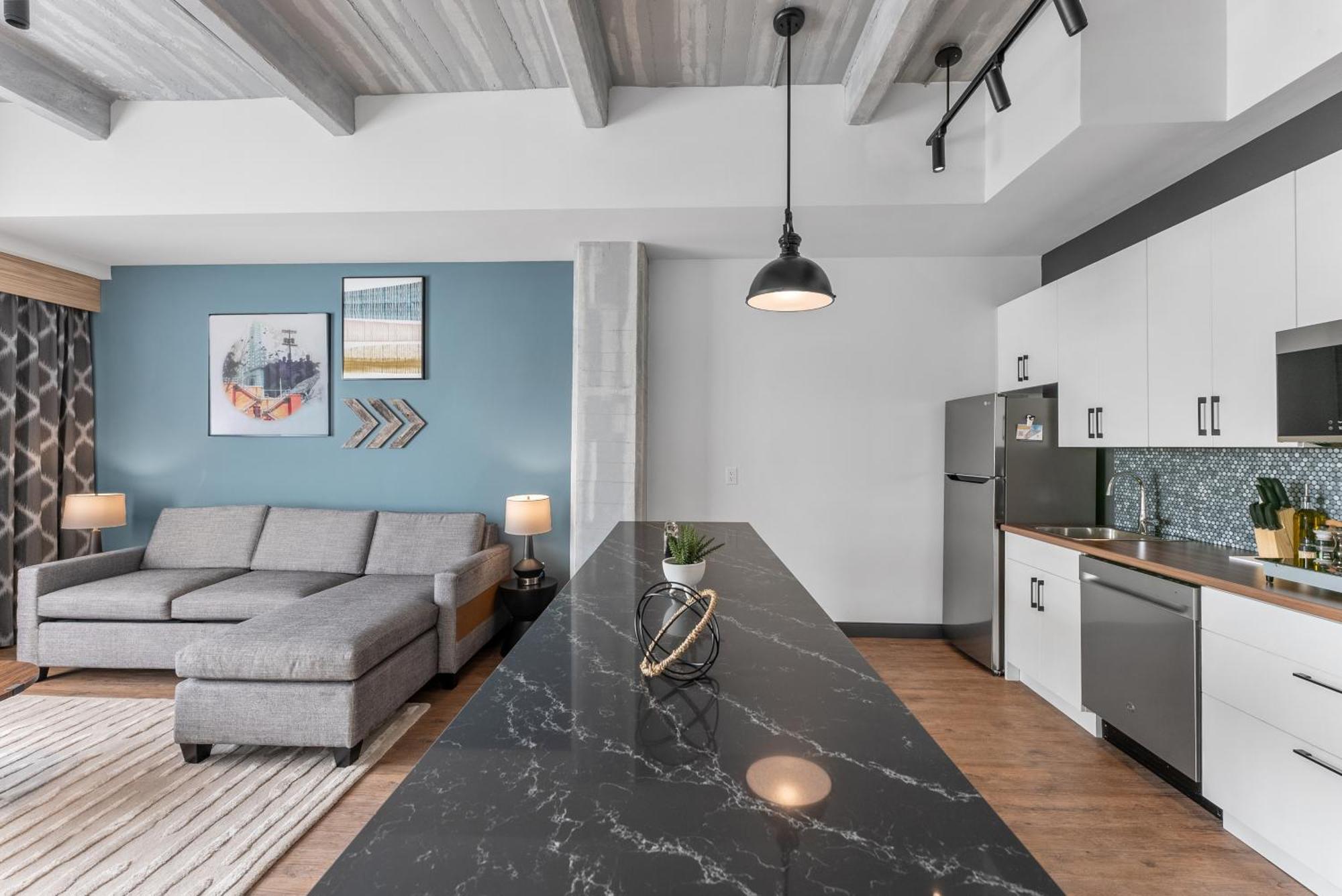 Hotel Cannery Lofts