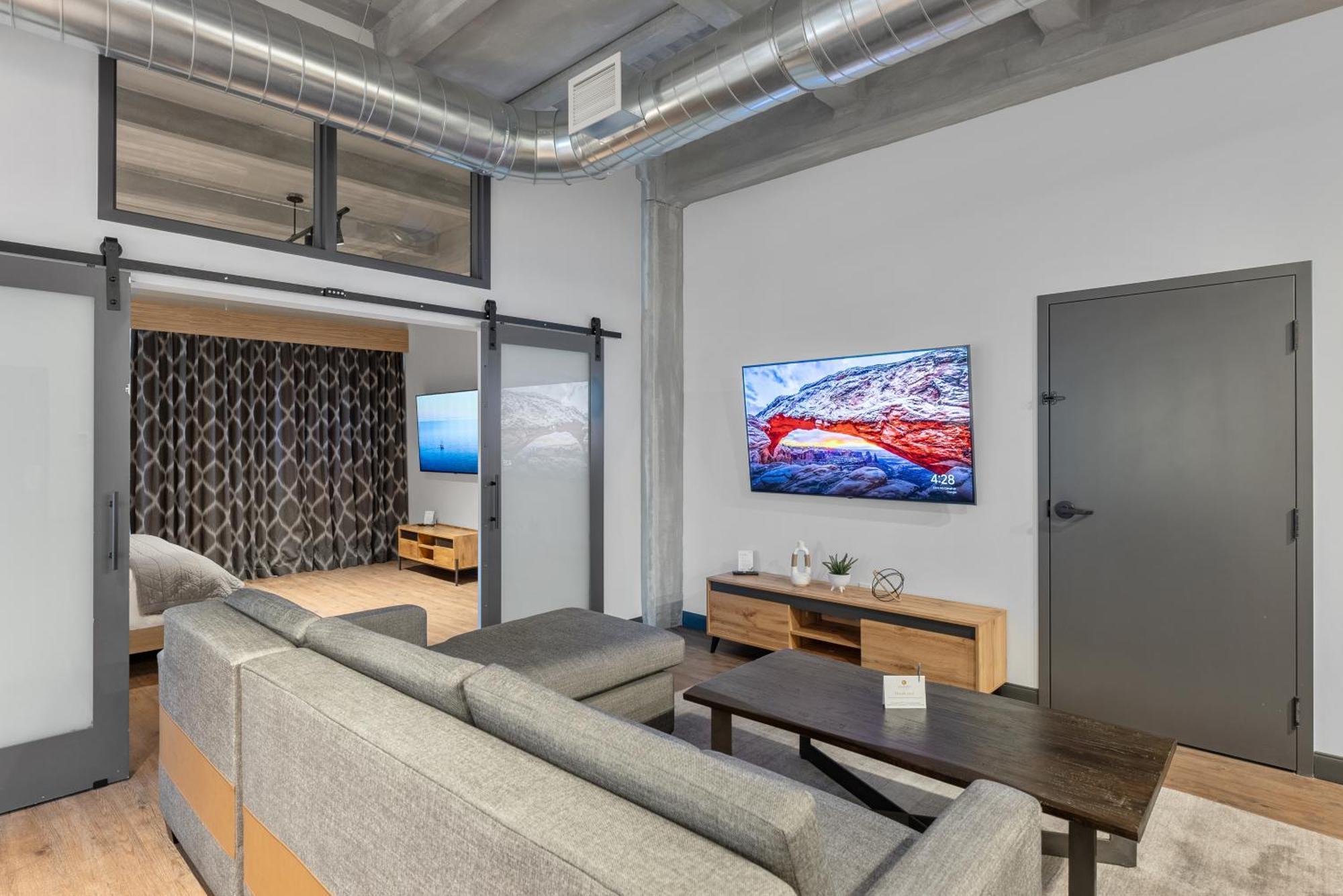 Cannery Lofts Niagara Falls