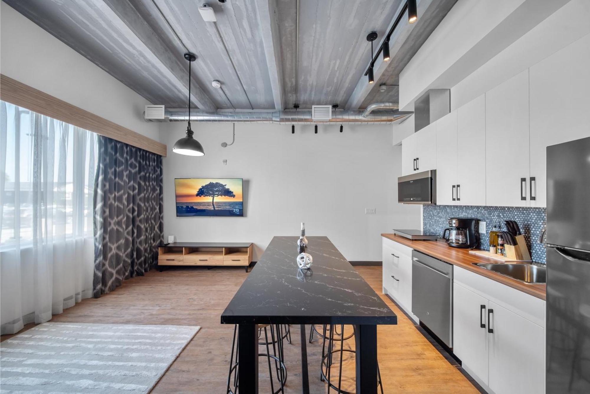 Hotel Cannery Lofts