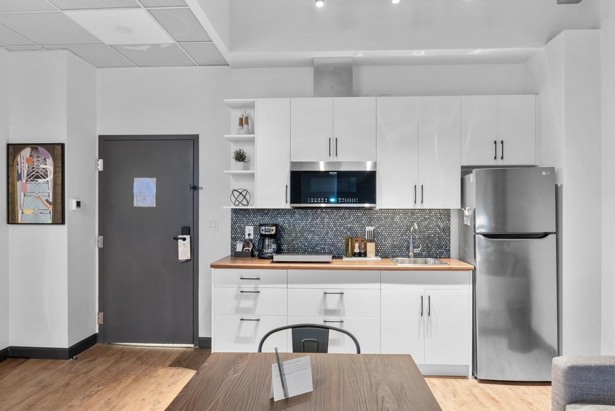 Hotel Cannery Lofts 4*